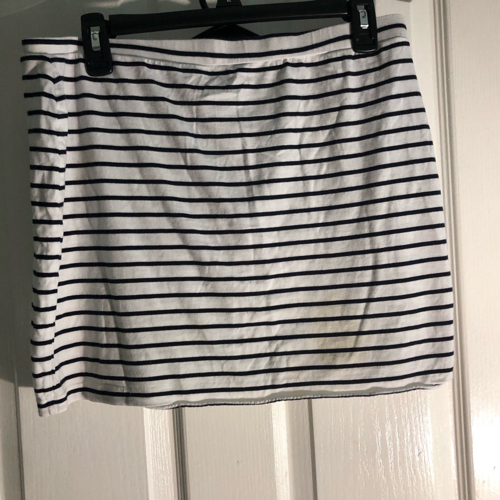 EUC black &white striped mini skirt medium
